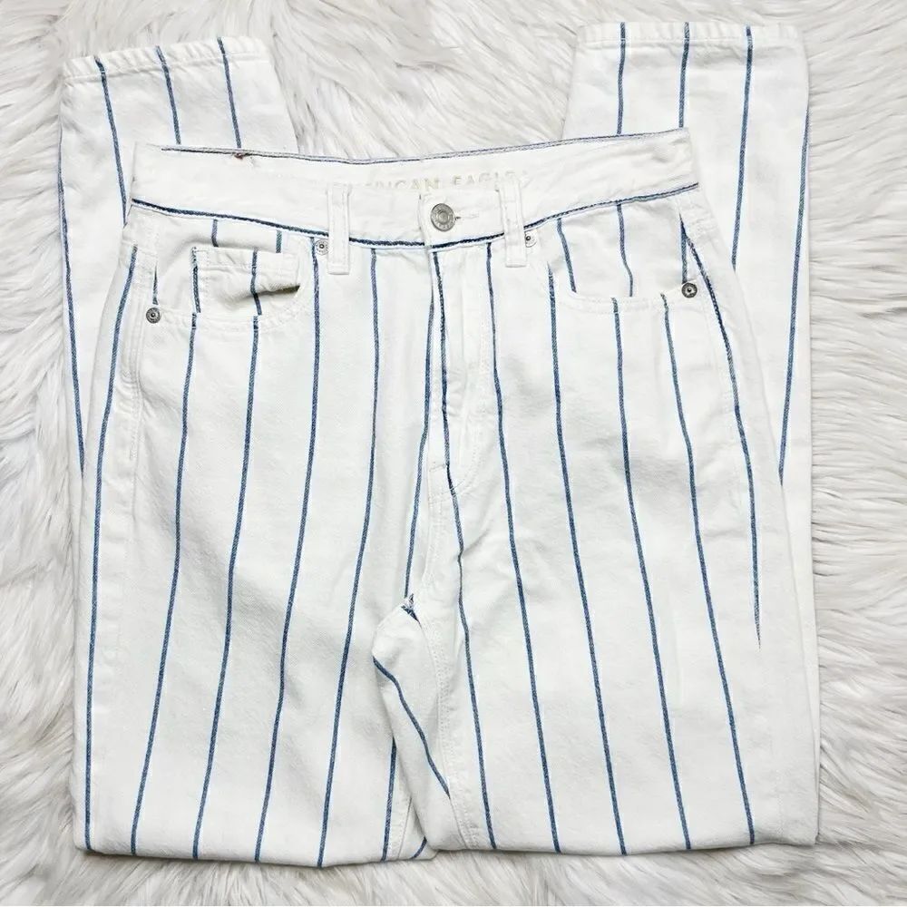 American Eagle Striped Straight Leg Mom Jeans White and Blue Size 2